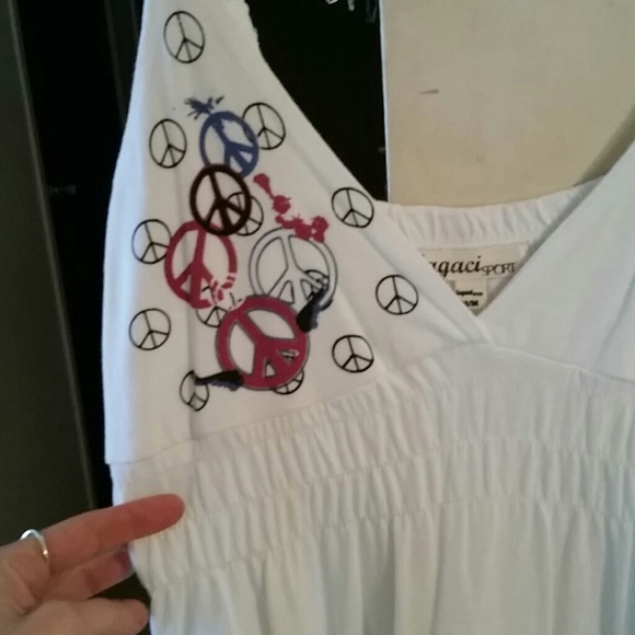 Dress - Picture 2 of 3